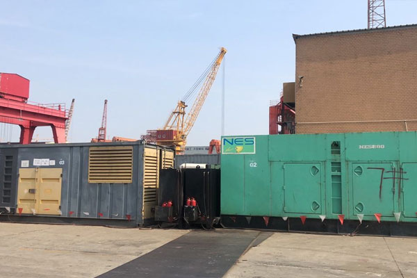 江南发电机出租空气滤清器的清洁频率是多少？
